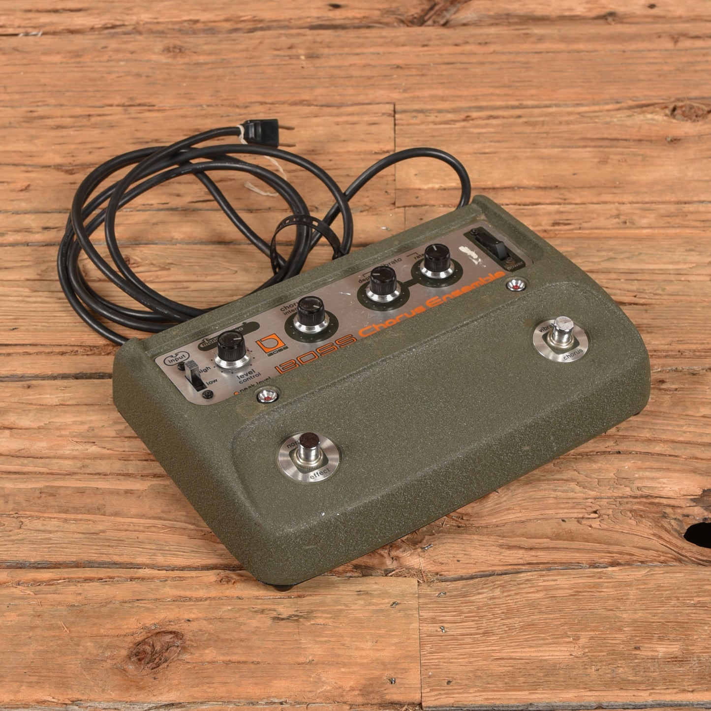 Boss CE-1  1970s Effects and Pedals / Chorus and Vibrato