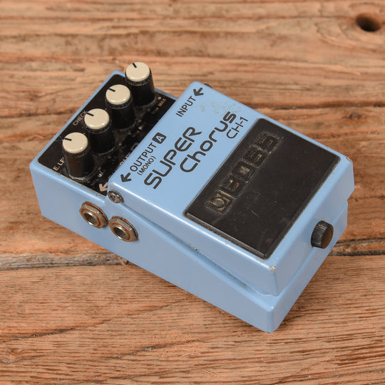 Boss CH-1 Super Chorus Effects and Pedals / Chorus and Vibrato
