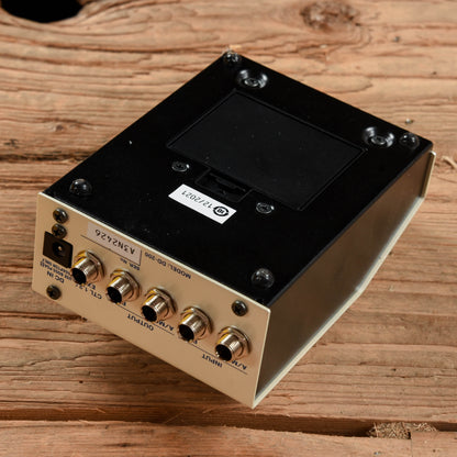 Boss DD-200 Effects and Pedals / Delay