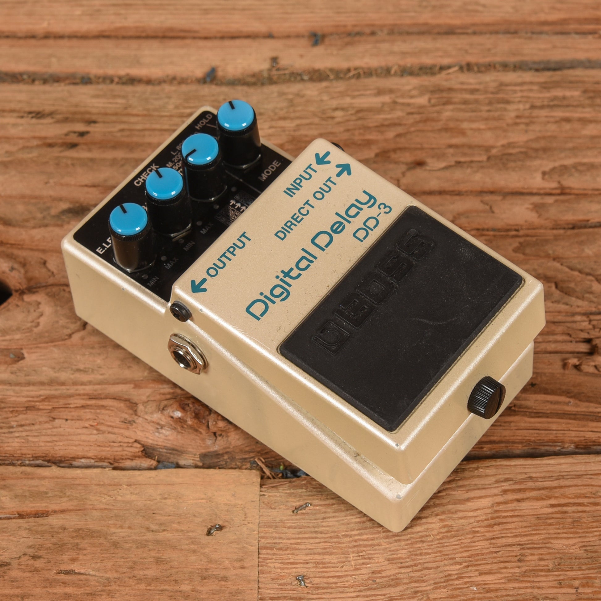 Boss DD-3 Digital Delay Effects and Pedals / Delay