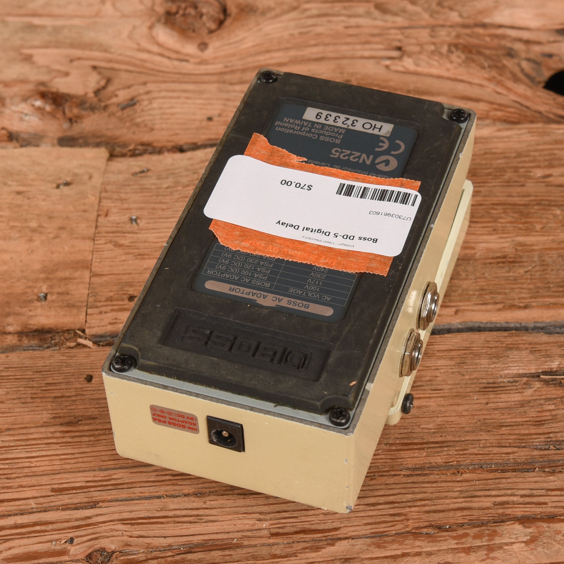 Boss DD-5 Digital Delay Effects and Pedals / Delay