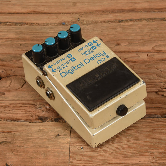 Boss DD-6 Effects and Pedals / Delay