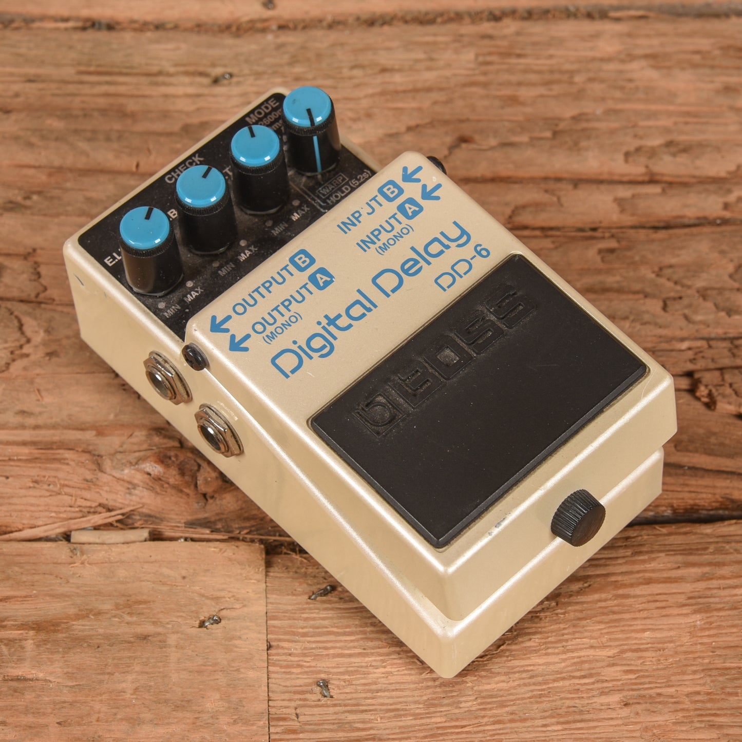 Boss DD-6 Digital Delay Effects and Pedals / Delay