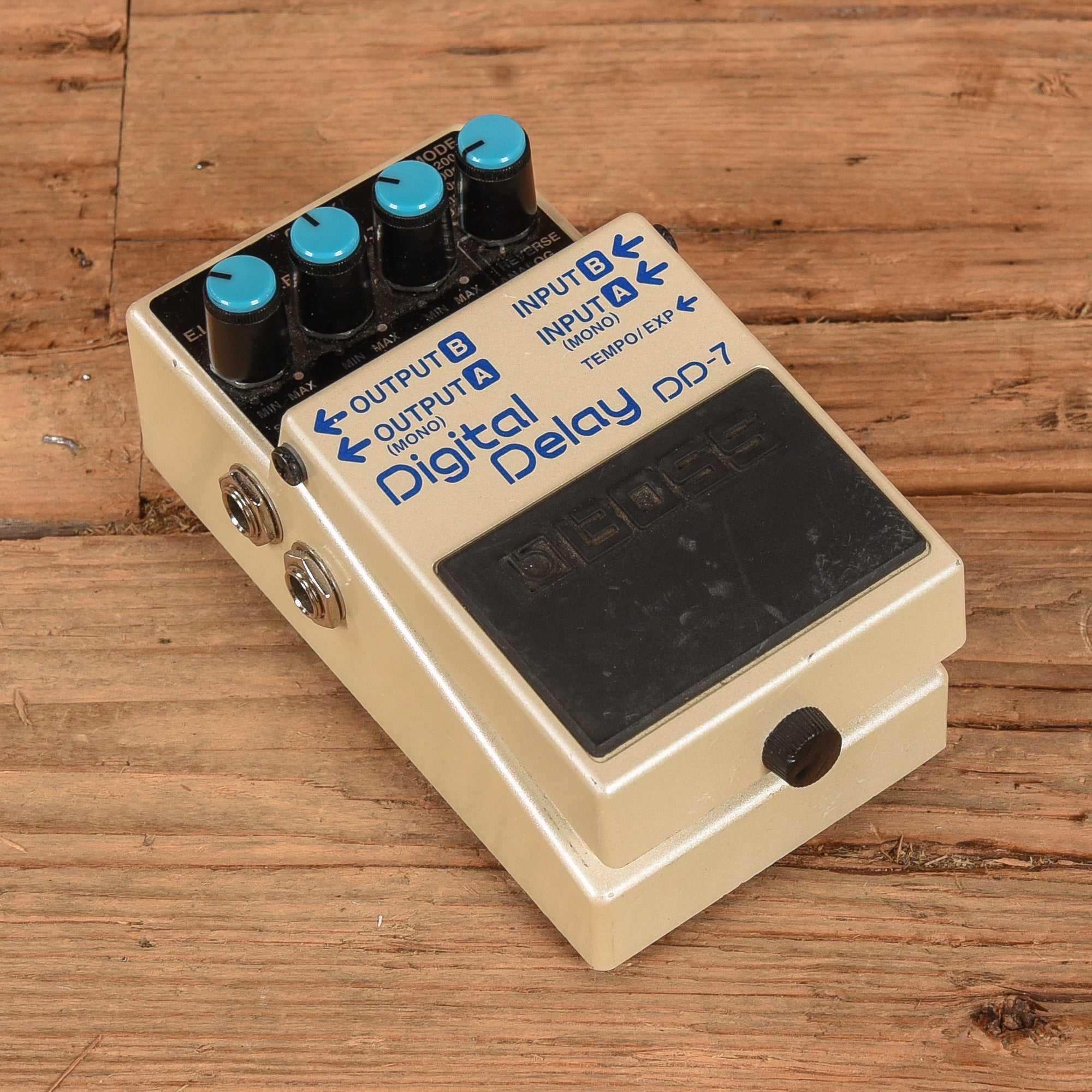Boss DD-7 Effects and Pedals / Delay