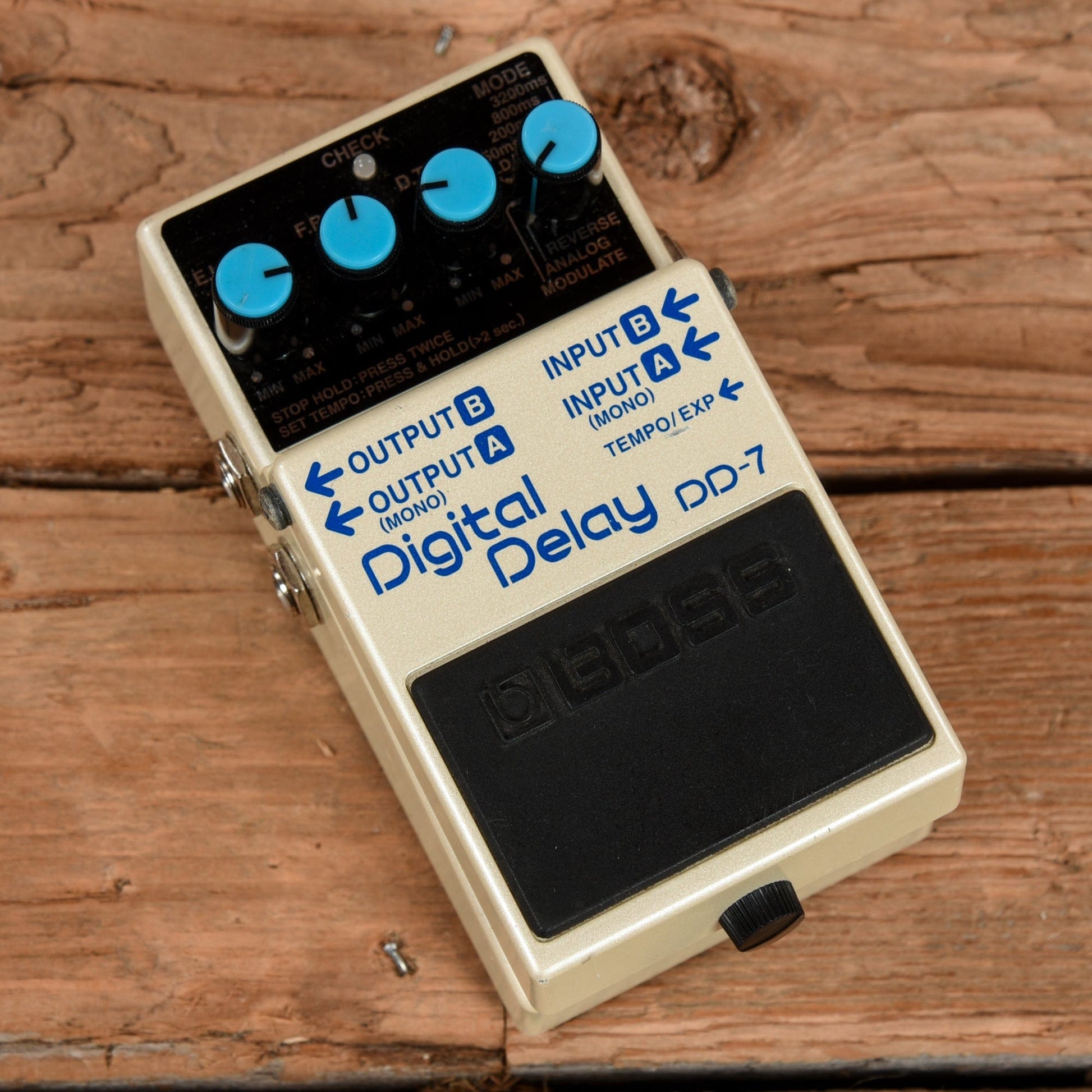 Boss DD-7 Digital Delay Effects and Pedals / Delay