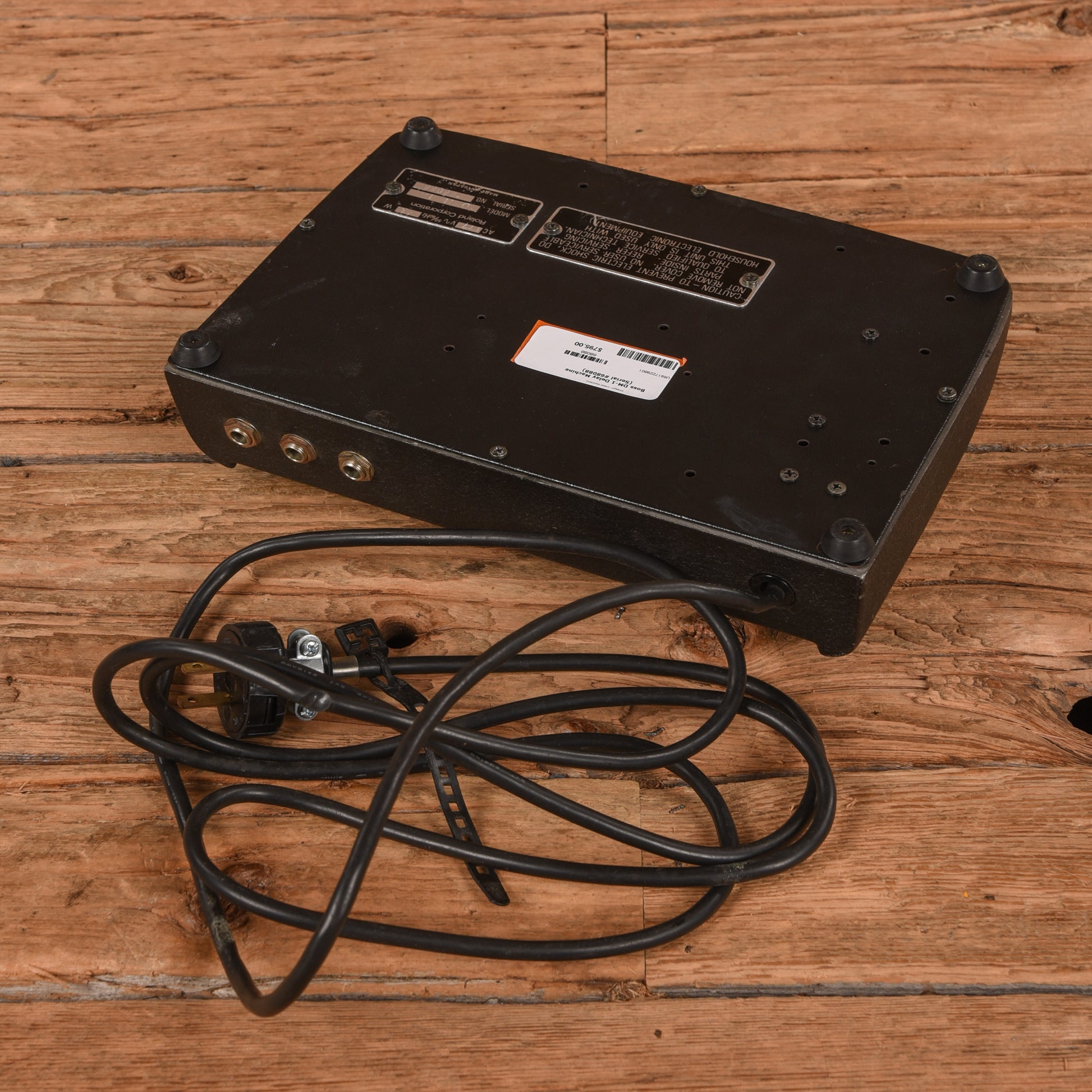 Boss DM-1 Delay Machine Effects and Pedals / Delay
