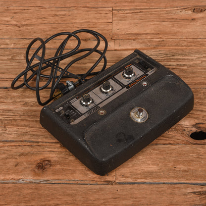 Boss DM-1 Delay Machine Effects and Pedals / Delay