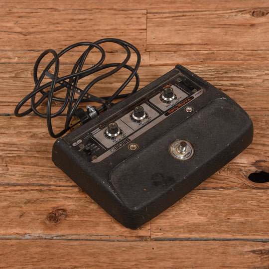 Boss DM-1 Delay Machine Effects and Pedals / Delay