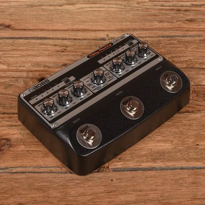 Boss DM-101 Delay Effects and Pedals / Delay