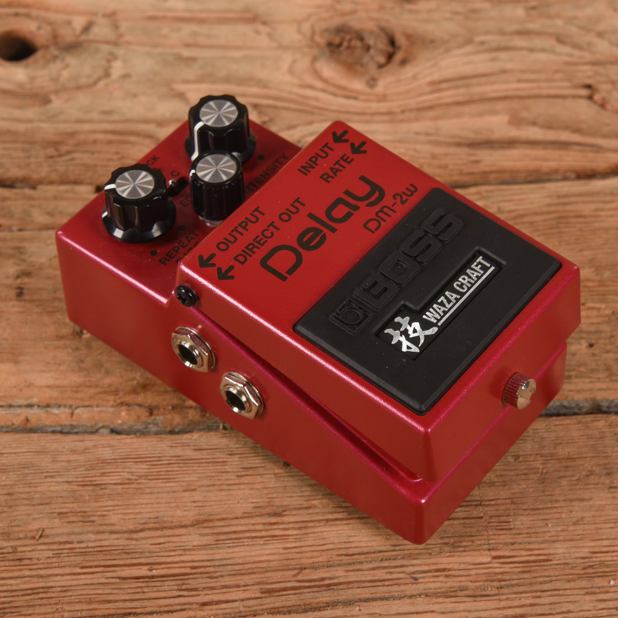 Boss DM-2W Waza Craft Delay Pedal – Chicago Music Exchange