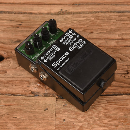 Boss RE-2 Space Echo Effects and Pedals / Delay