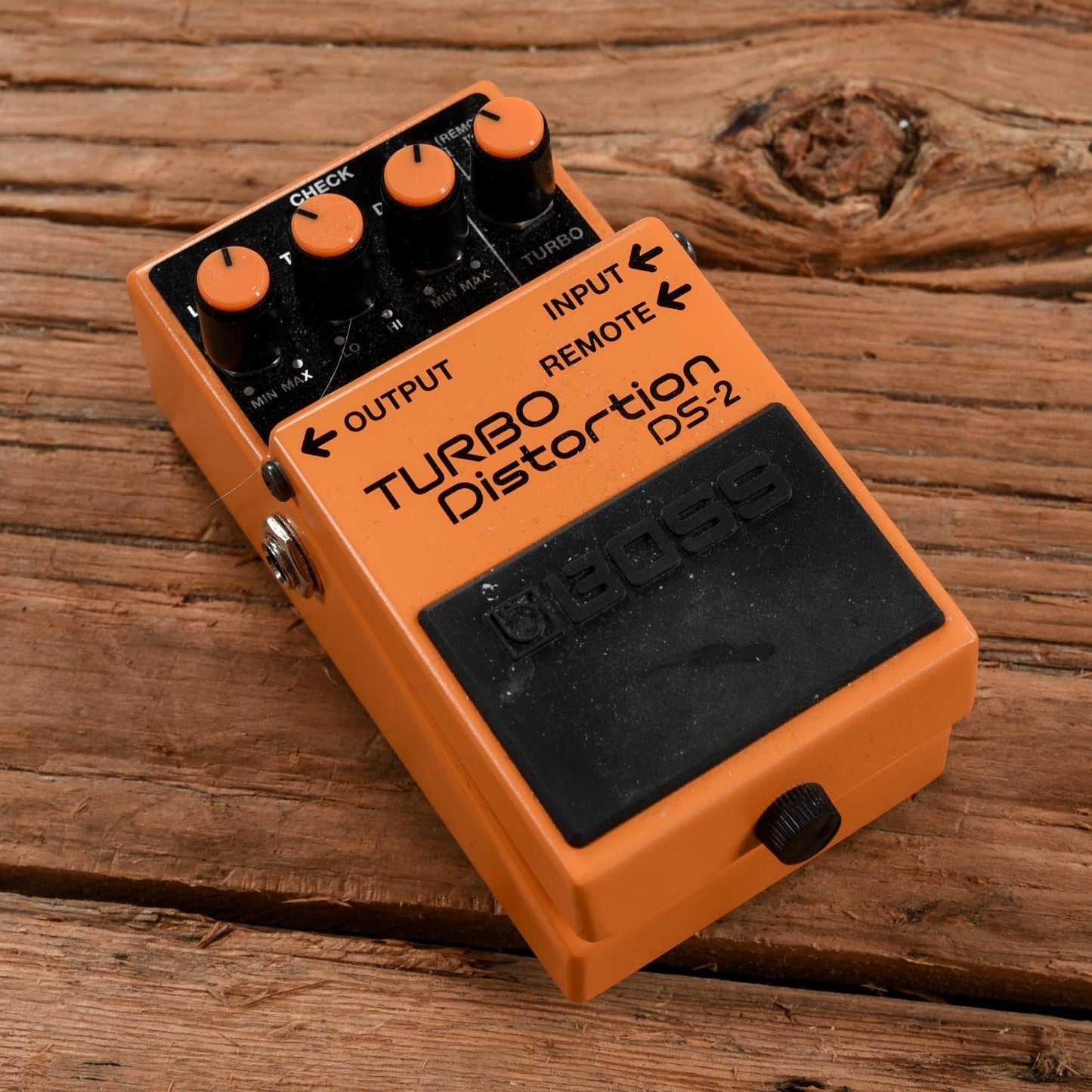 Boss DS-2 Turbo Distortion Effects and Pedals / Distortion