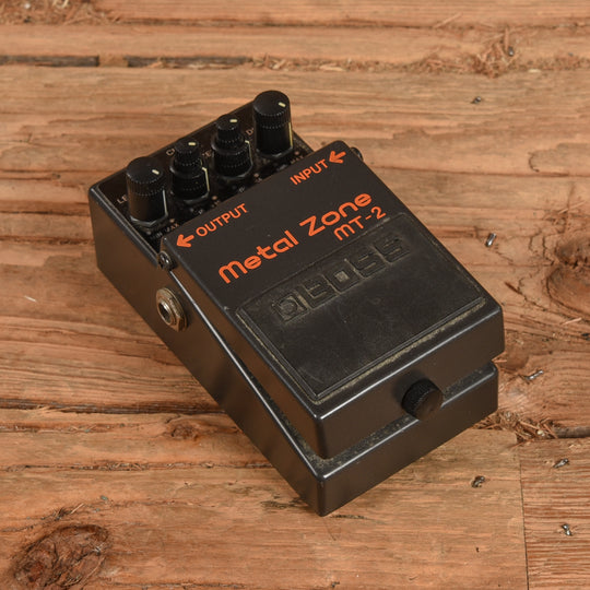 Boss MT-2 Effects and Pedals / Distortion