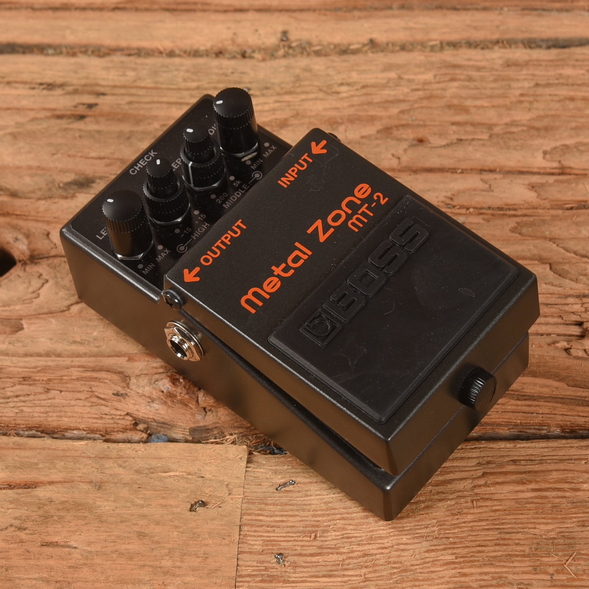 Boss MT-2 Effects and Pedals / Distortion