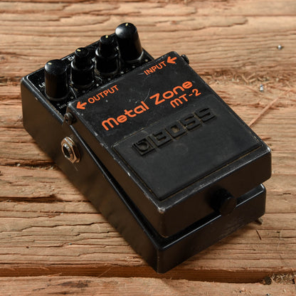Boss MT-2 Metal Zone Effects and Pedals / Distortion