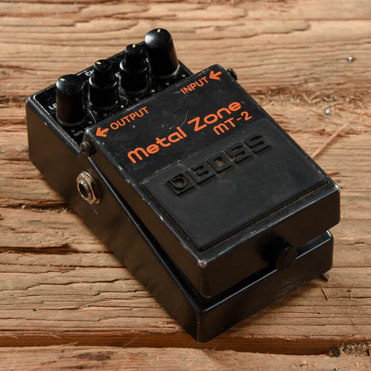 Boss MT-2 Metal Zone Effects and Pedals / Distortion