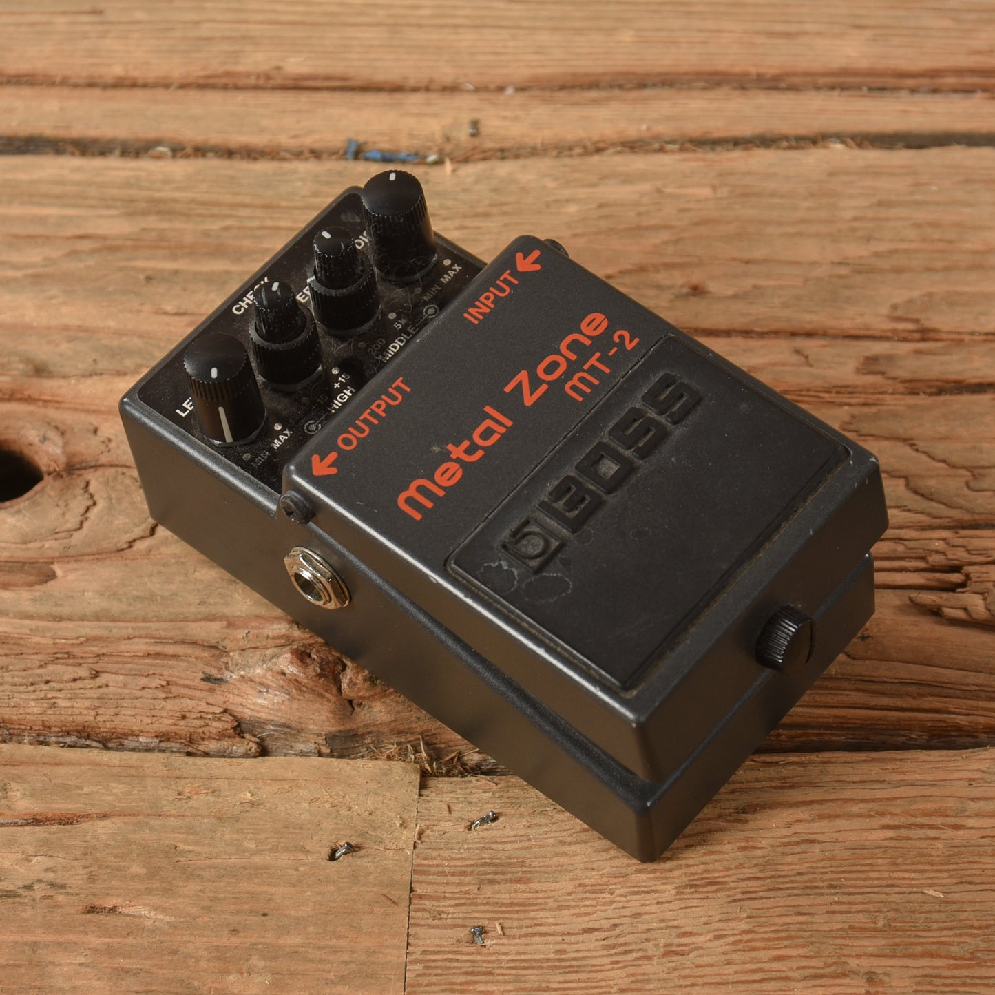 Boss MT-2 Metal Zone Effects and Pedals / Distortion
