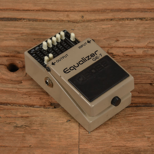 Boss GE-7 Equalizer Effects and Pedals / EQ