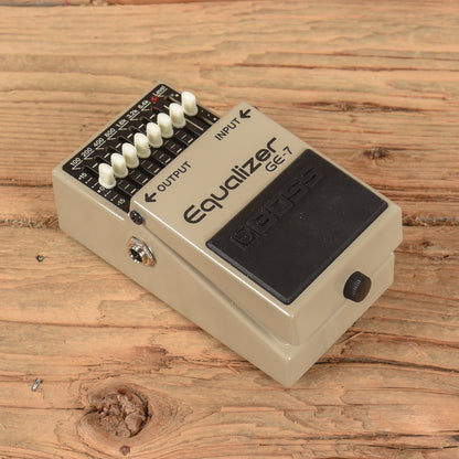 Boss GE-7 Equalizer Effects and Pedals / EQ