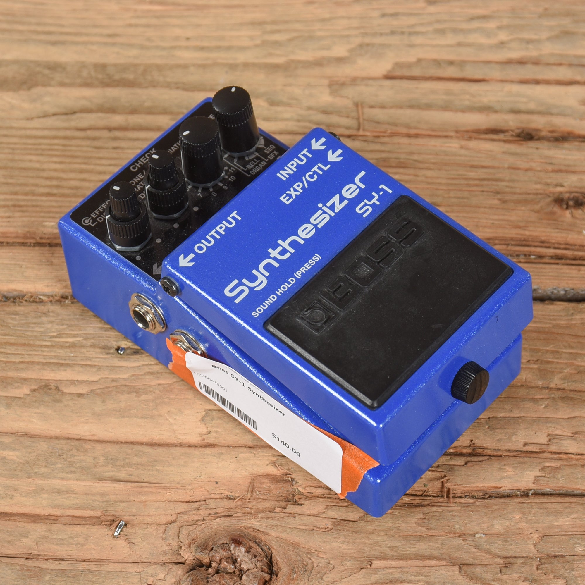 Boss SY-1 Synthesizer Effects and Pedals / Guitar Synths