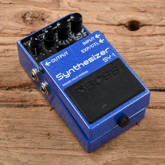 Boss SY-1 Synthesizer Effects and Pedals / Guitar Synths