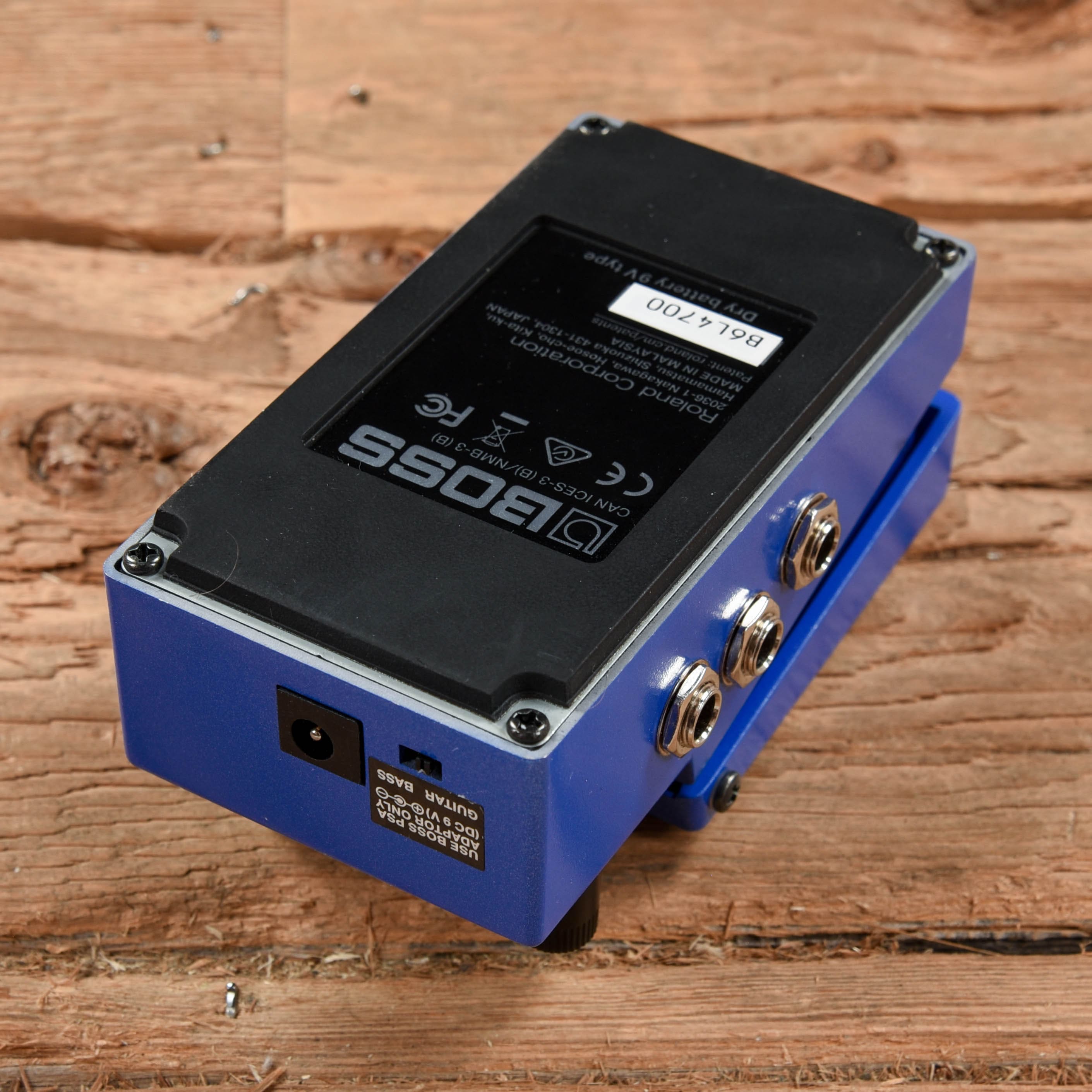 Boss SY-1 Synthesizer Effects and Pedals / Guitar Synths