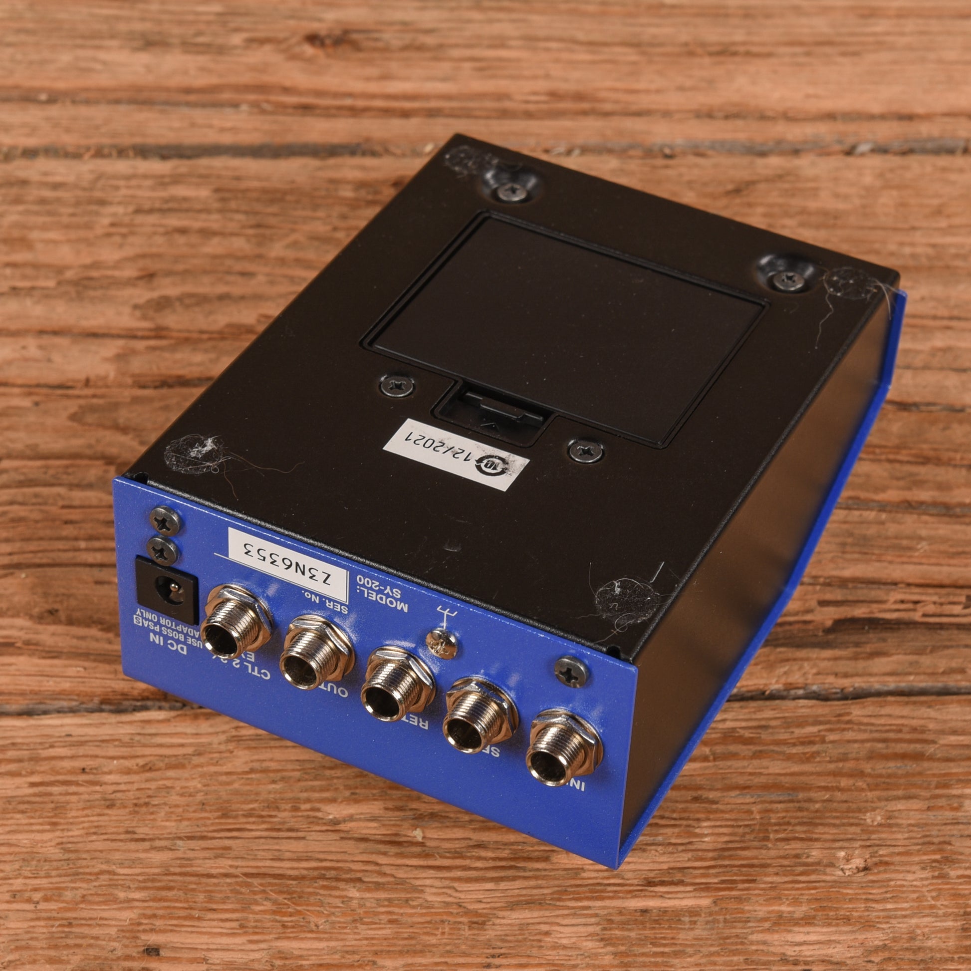 Boss SY-200 Synthesizer Effects and Pedals / Guitar Synths