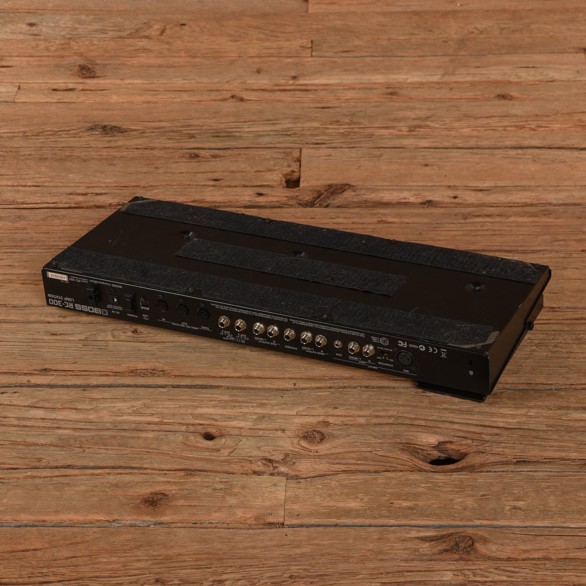 Boss RC-300 Effects and Pedals / Loop Pedals and Samplers
