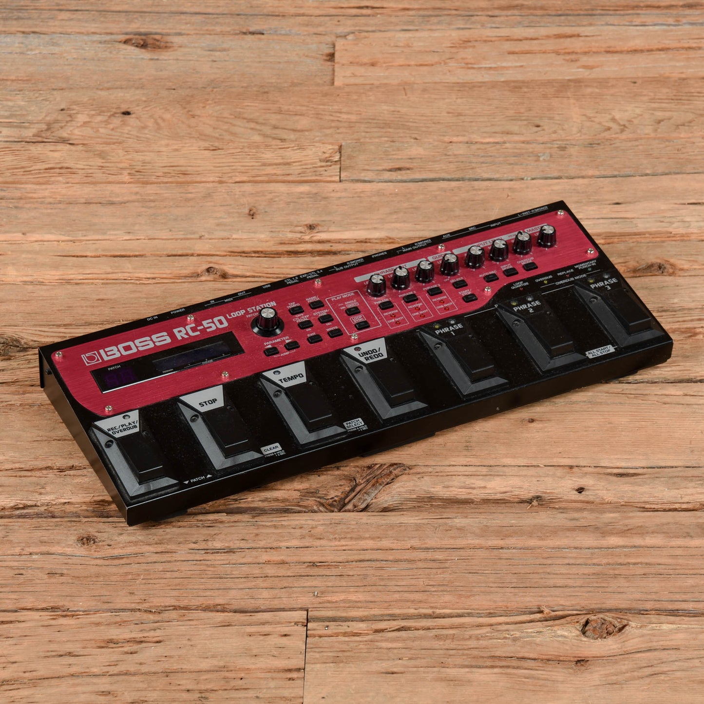 Boss RC-50 Loop Station Effects and Pedals / Loop Pedals and Samplers