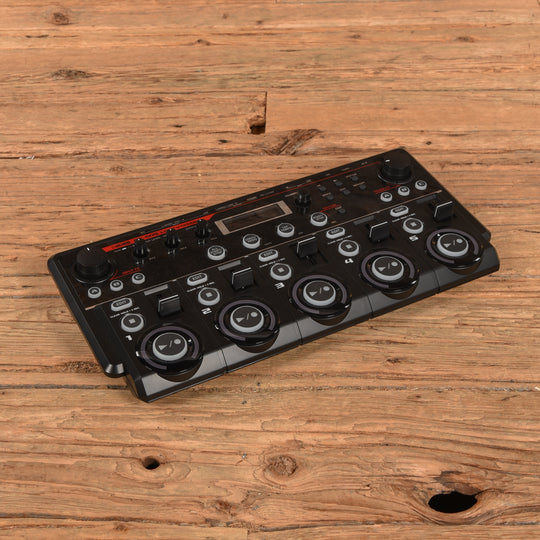 Boss RC-505 Effects and Pedals / Loop Pedals and Samplers