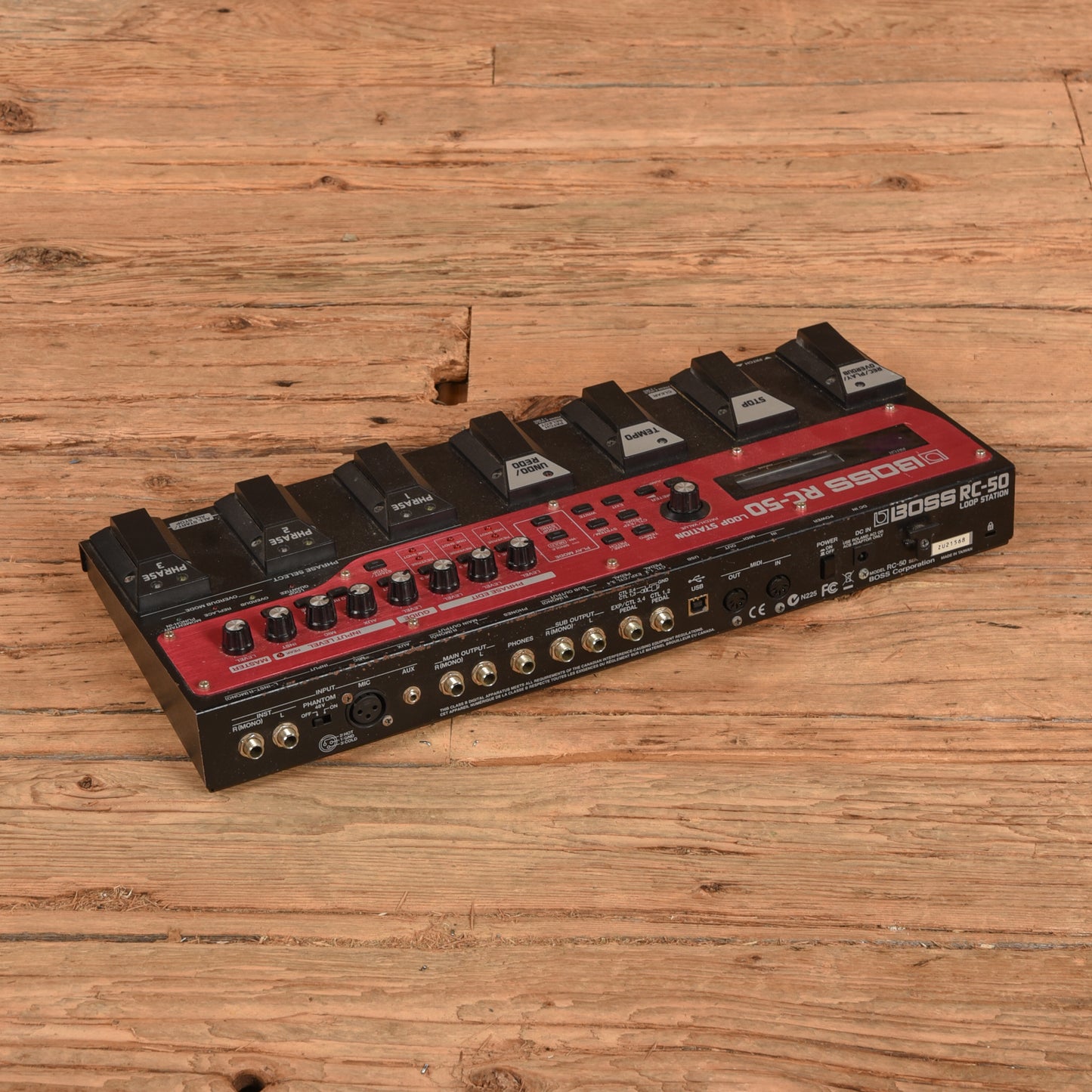 Boss RC50 Effects and Pedals / Loop Pedals and Samplers