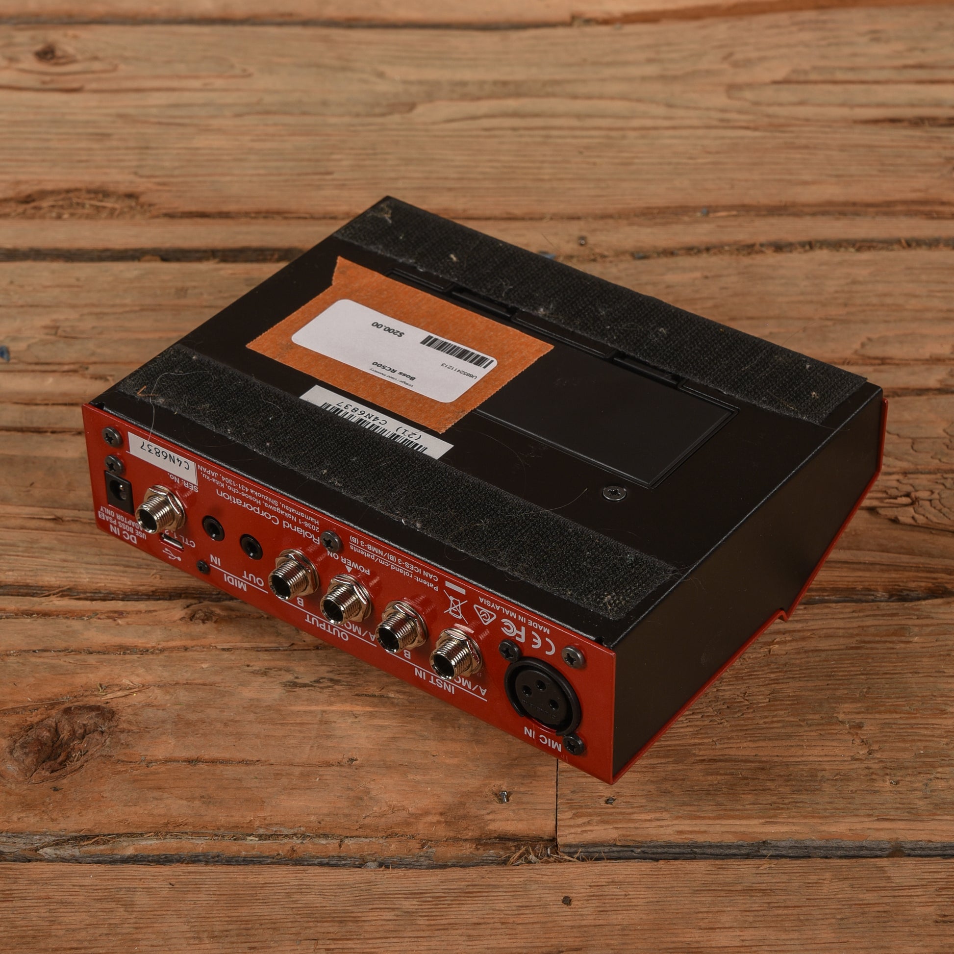 Boss RC500 Effects and Pedals / Loop Pedals and Samplers