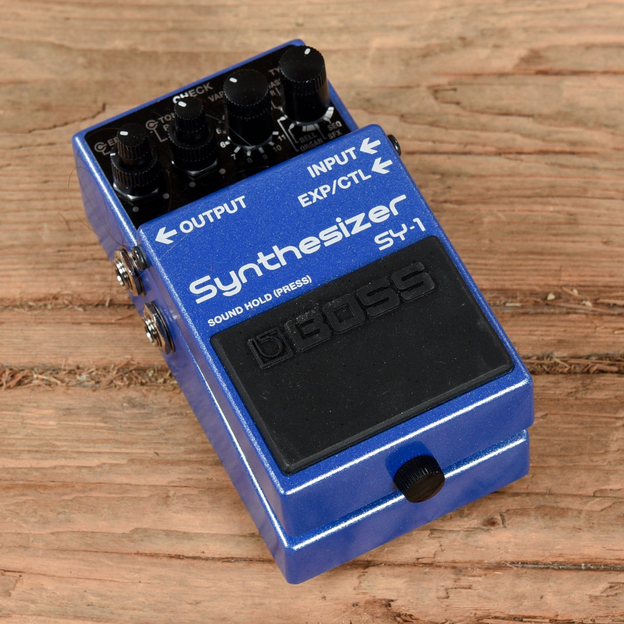 Boss SY-1 Effects and Pedals / Multi-Effect Unit