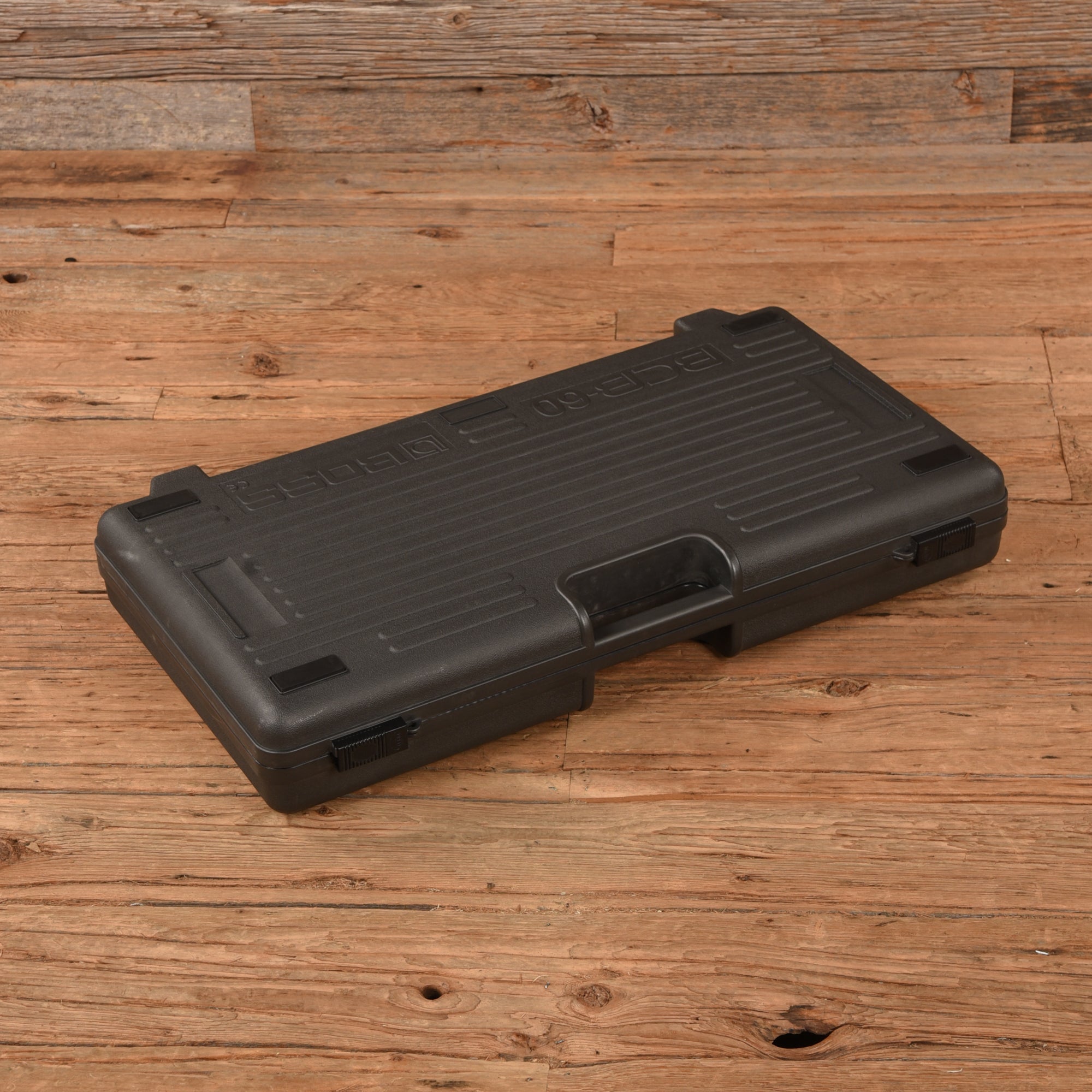 Boss BCB-60 Pedalboard / Carrying Case Effects and Pedals / Pedalboards and Power Supplies