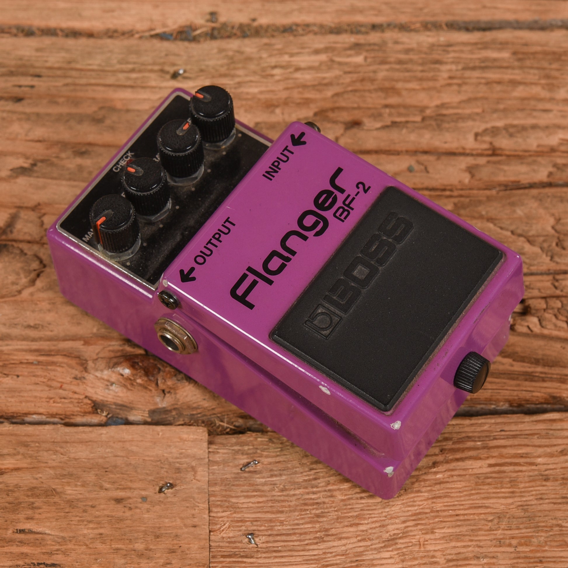 Boss BF-2 Flanger Effects and Pedals / Phase Shifters