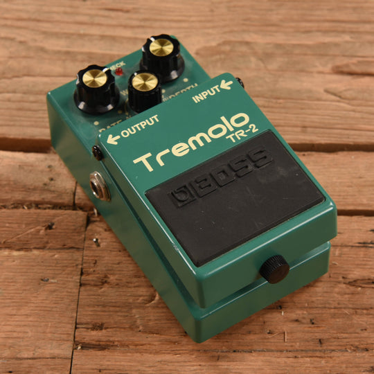 Boss TR-2 Tremolo Effects and Pedals / Tremolo