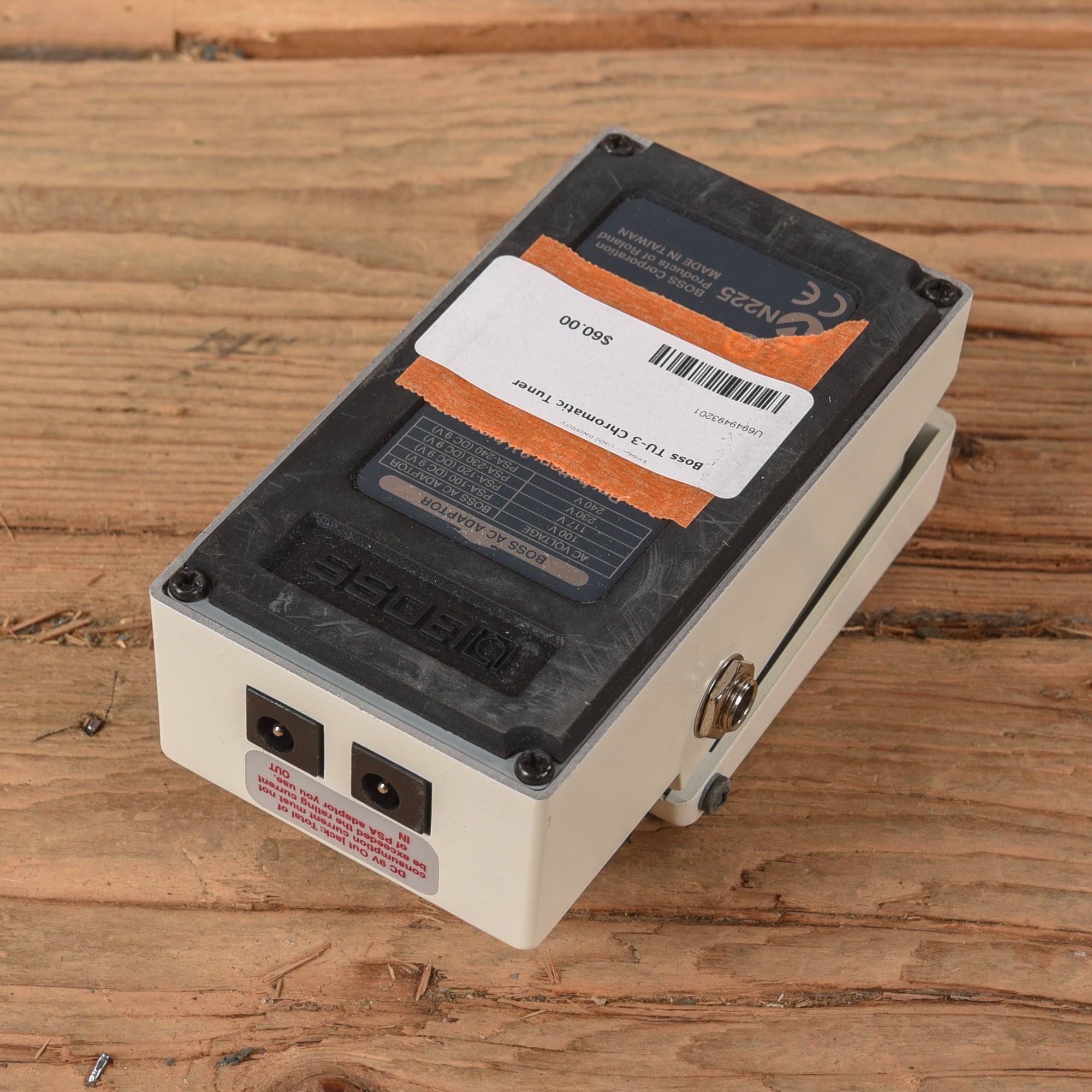 Boss TU-3 Chromatic Tuner Effects and Pedals / Tuning Pedals
