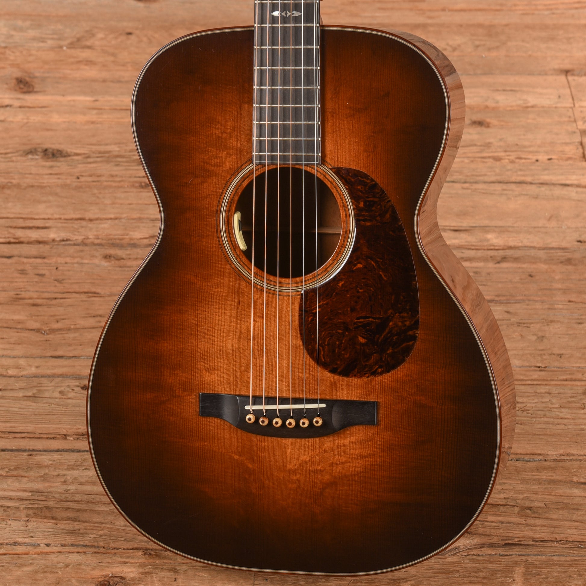 Bourgeois Custom Coupe 00 AT Sunburst Acoustic Guitars