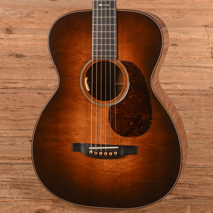 Bourgeois Custom Coupe 00 AT Sunburst Acoustic Guitars