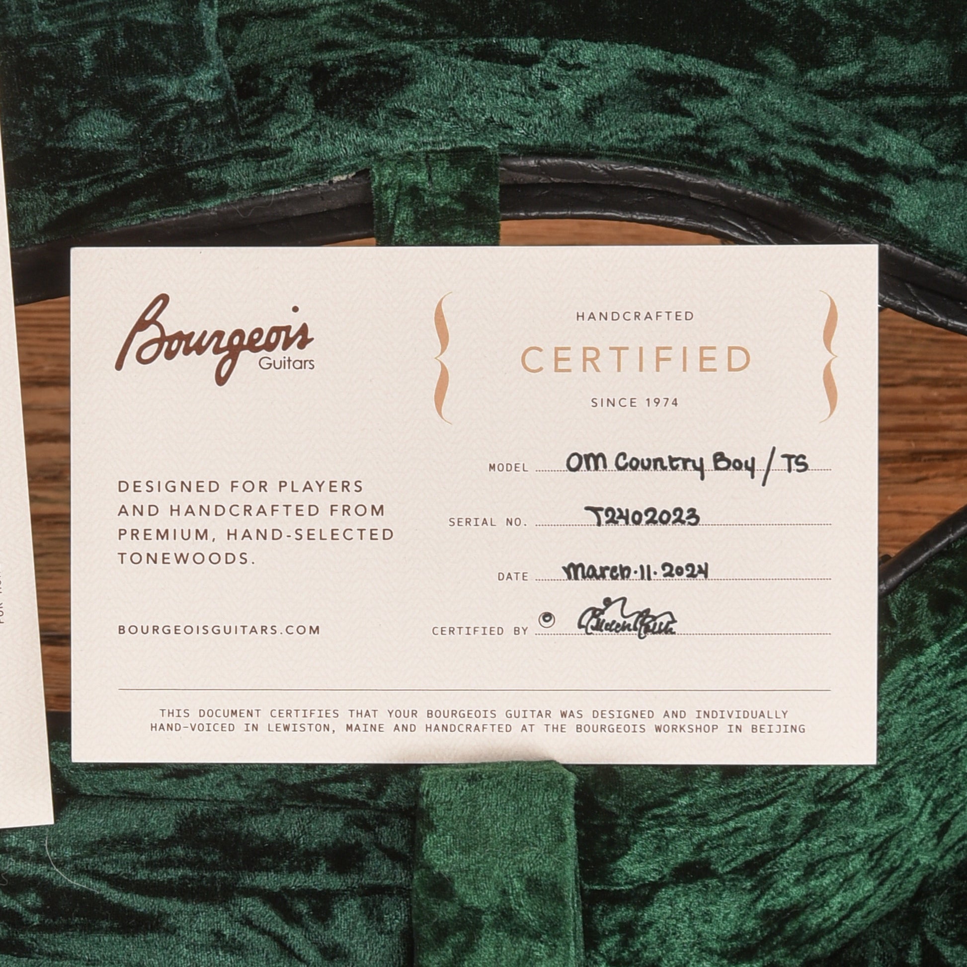 Bourgeois Touchstone Country Boy/TS OM Natural Acoustic Guitars