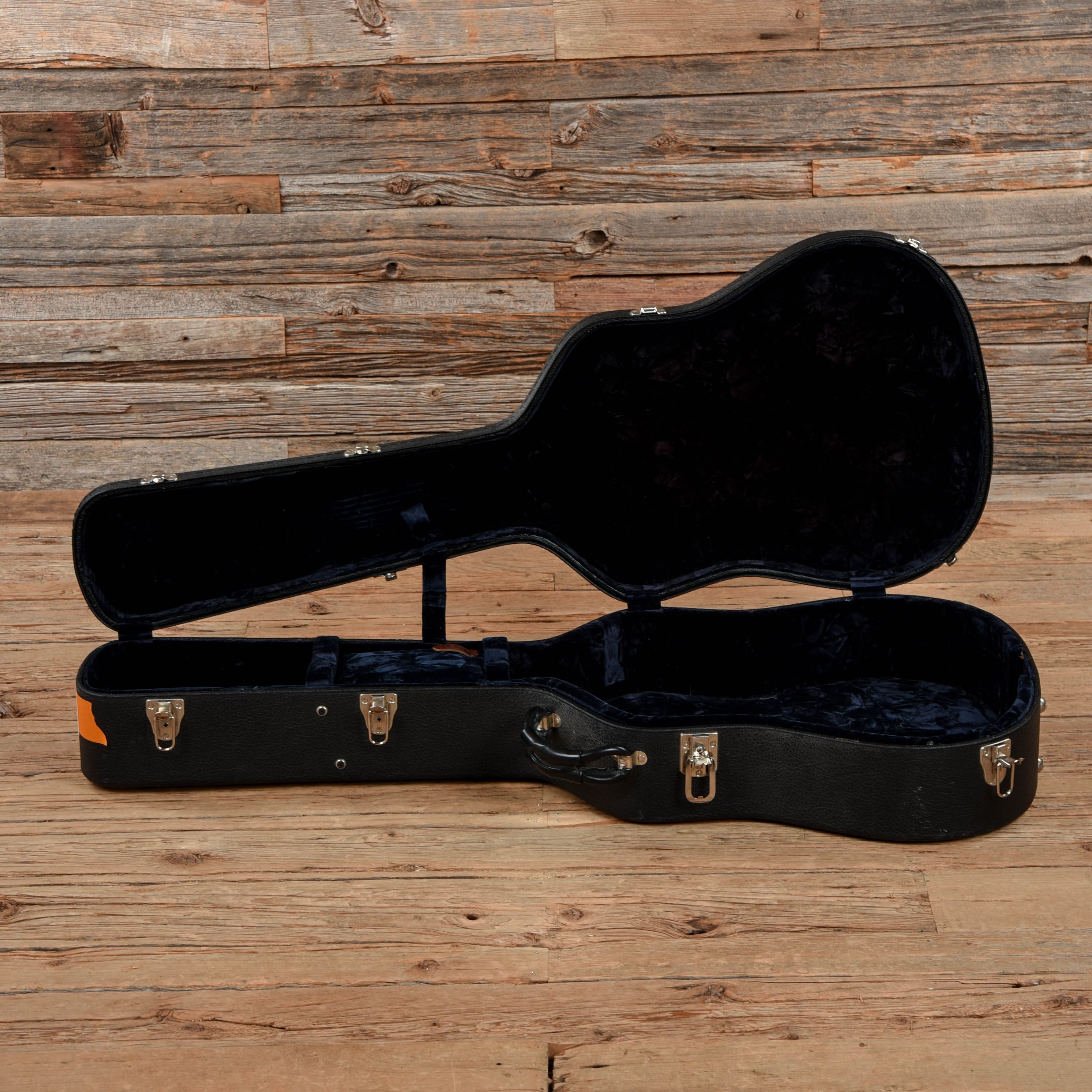 Bourgeois Country Boy Deluxe Natural Acoustic Guitars / Dreadnought