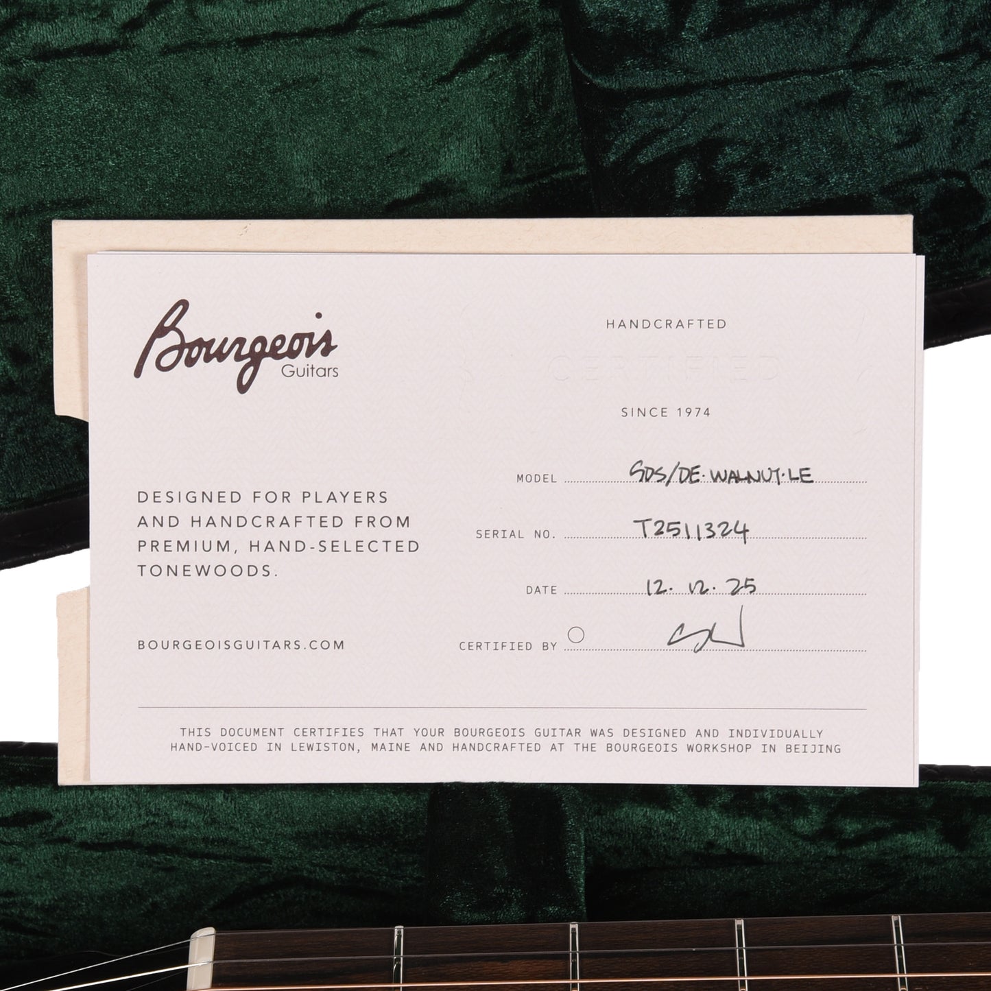 Bourgeois Downeast Series Slope D AT Sitka/Walnut Acoustic Guitars / Dreadnought