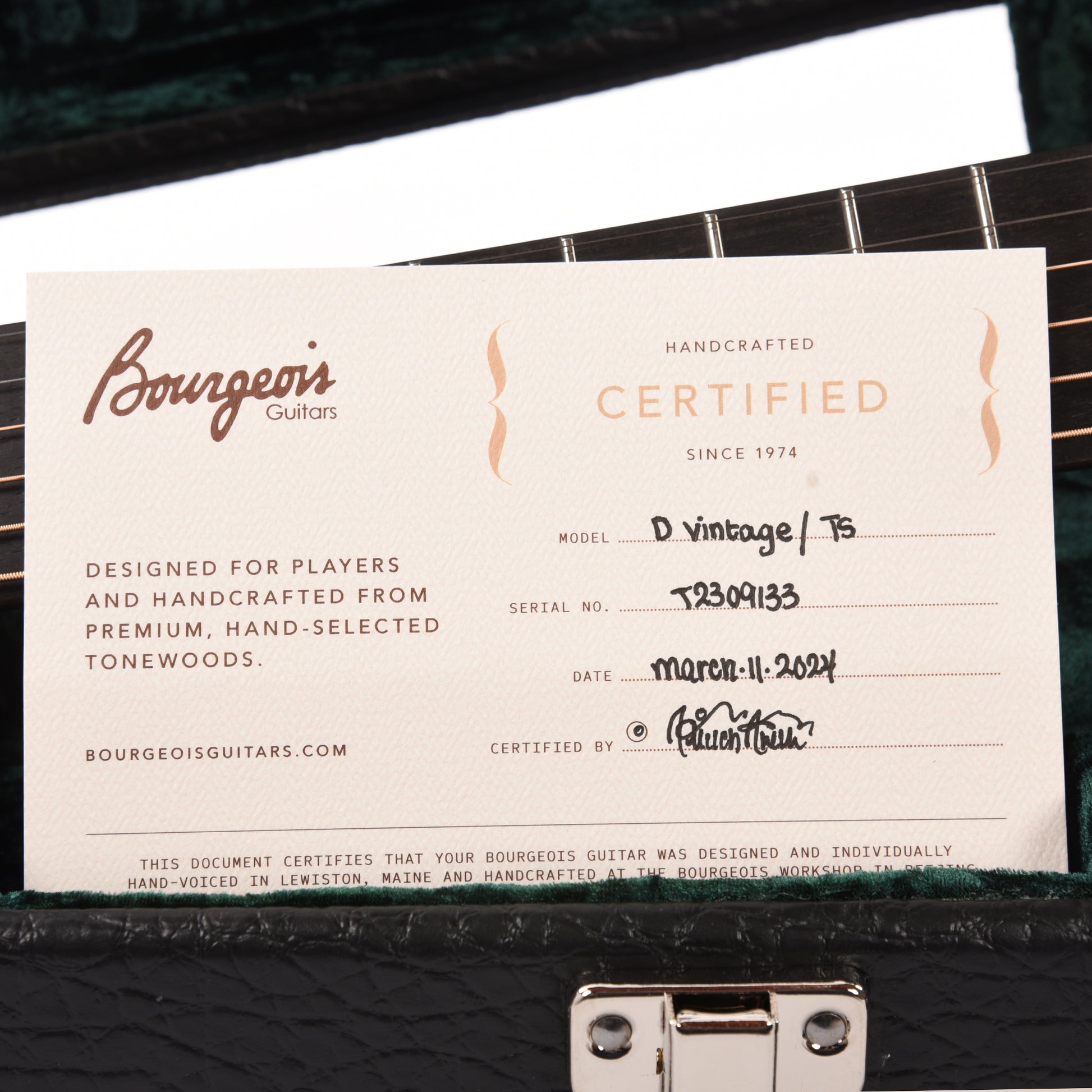 Bourgeois Touchstone Vintage D Alaskan Sitka/Indian Rosewood Natural Acoustic Guitars / Dreadnought