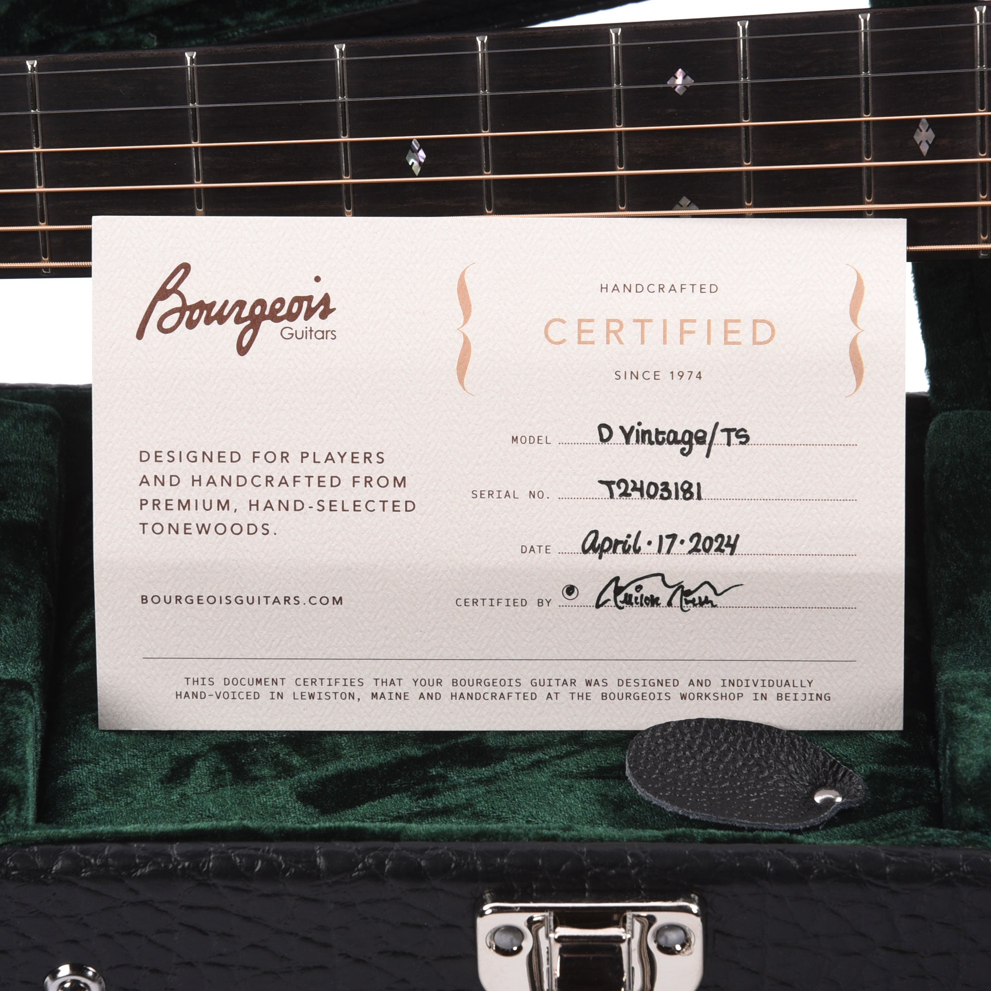 Bourgeois Touchstone Vintage D Alaskan Sitka/Indian Rosewood Natural Acoustic Guitars / Dreadnought
