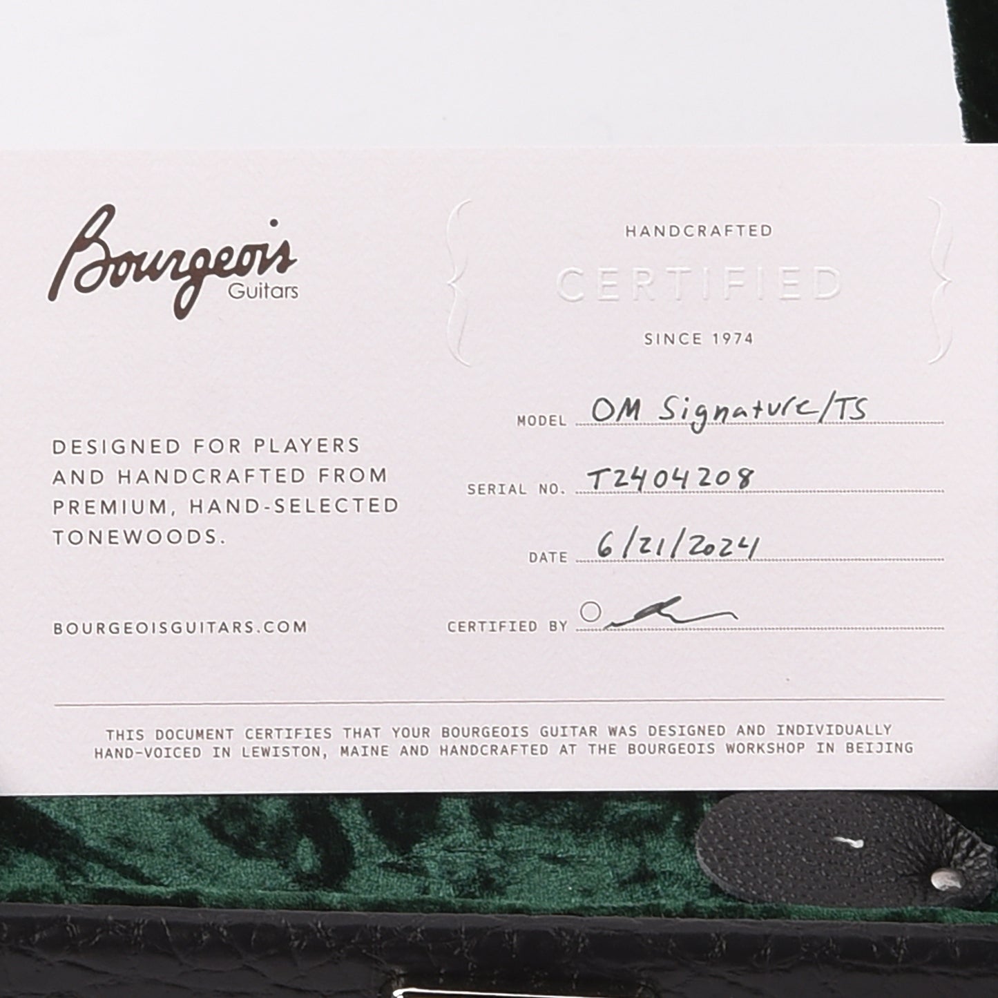 Bourgeois Touchstone Signature OM Torrefied Alaskan Sitka/Madagascar Rosewood Natural Acoustic Guitars / OM and Auditorium