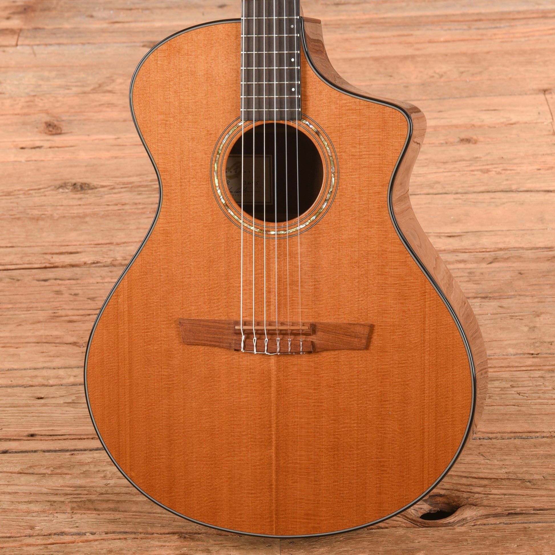 Breedlove N25/R Natural Acoustic Guitars