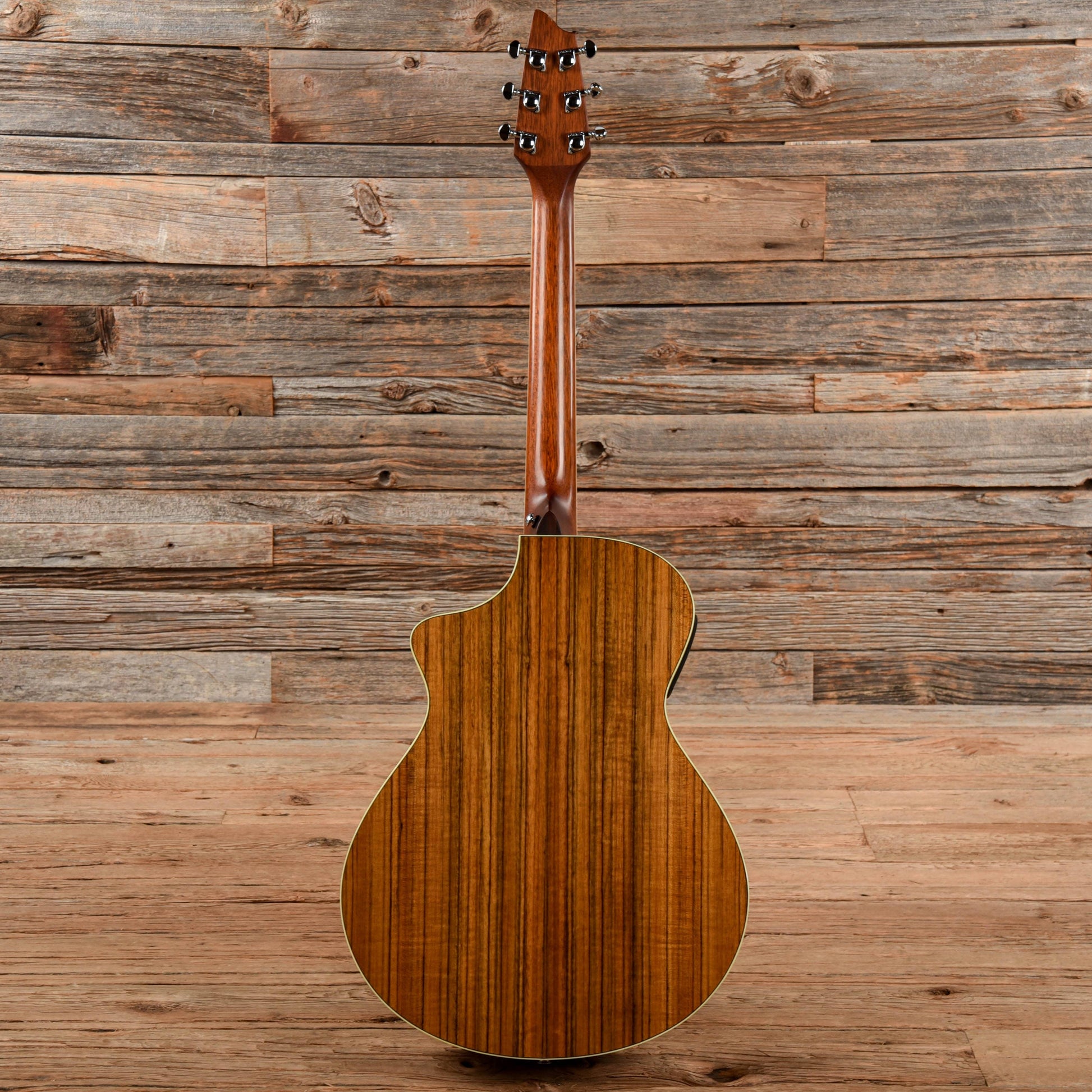 Breedlove Studio C250 Natural Acoustic Guitars / Concert