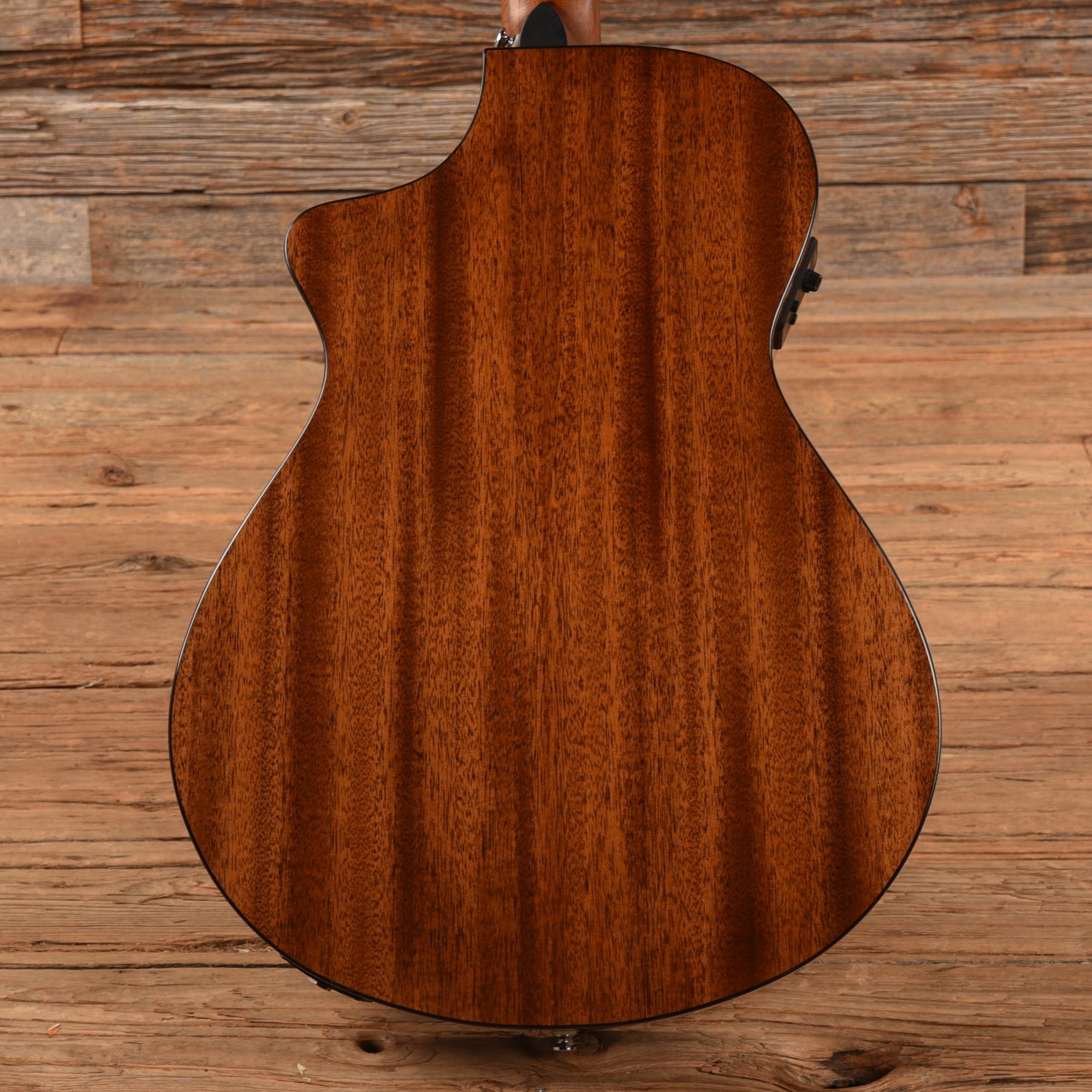 Breedlove Discovery S Concert CE HB Brown