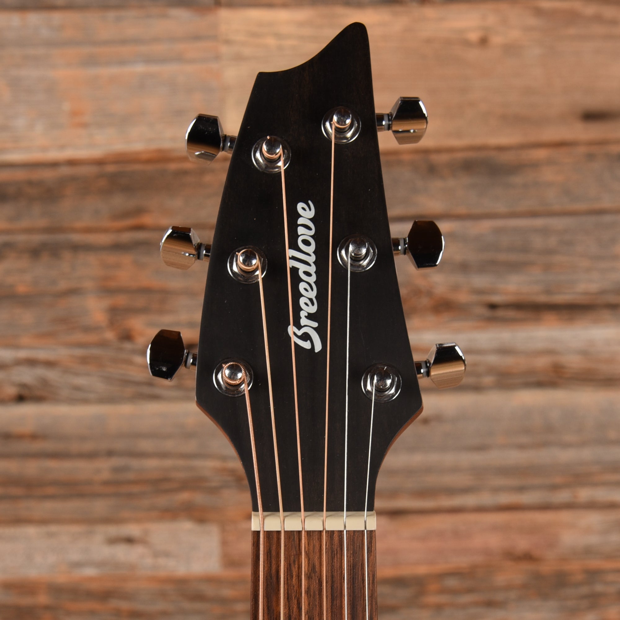 Breedlove Discovery S Concert CE HB Brown