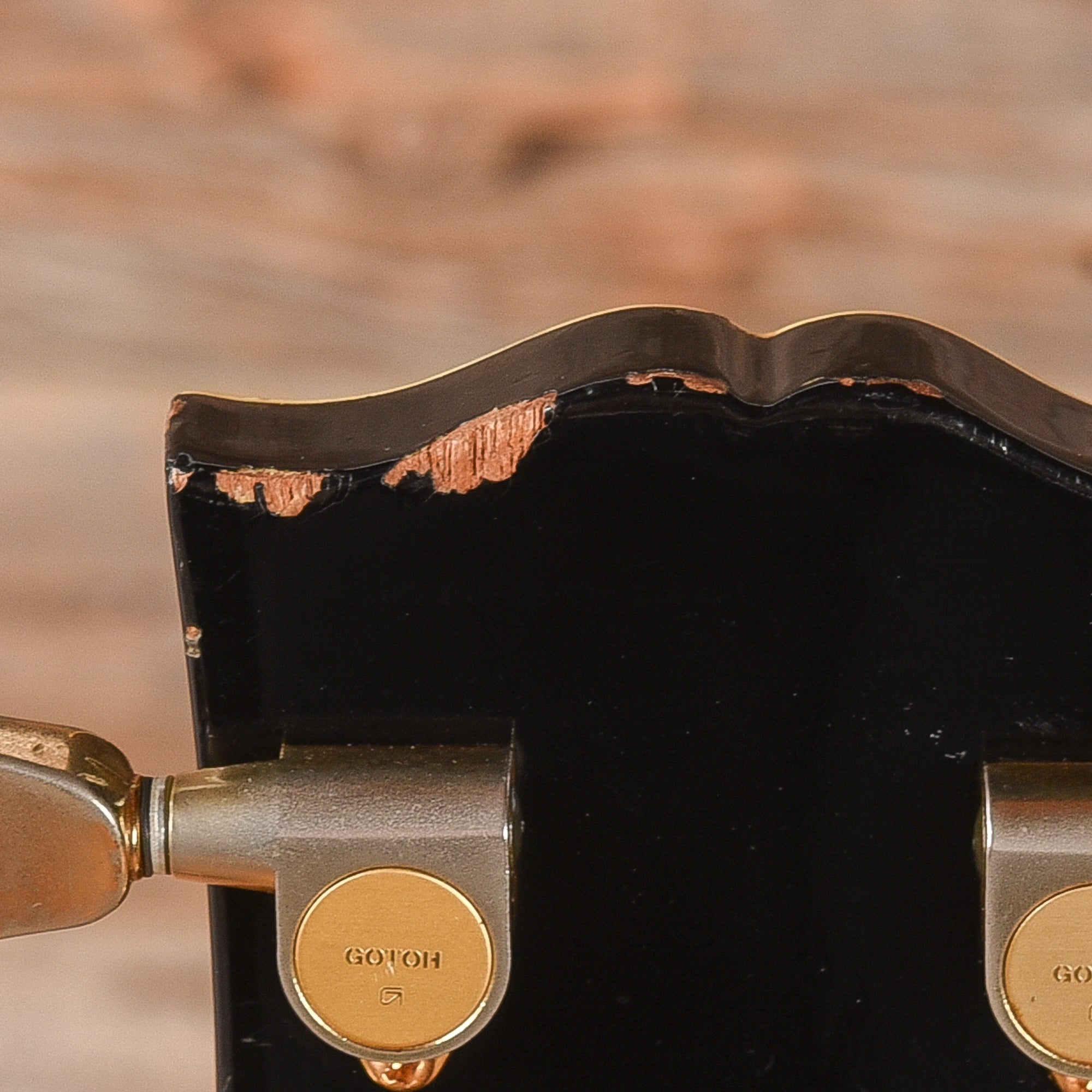 Burny 3-Pickup Singlecut Black Electric Guitars / Solid Body